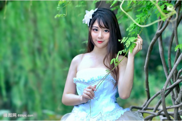 面膜神奇功效，让你告别干燥肌肤